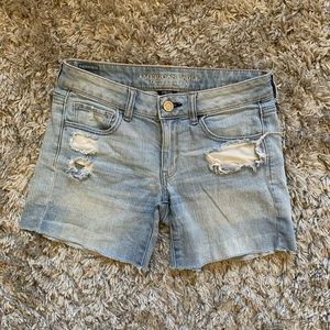 AE Light Wash Destroyed Denim Midi Shorts Size 4